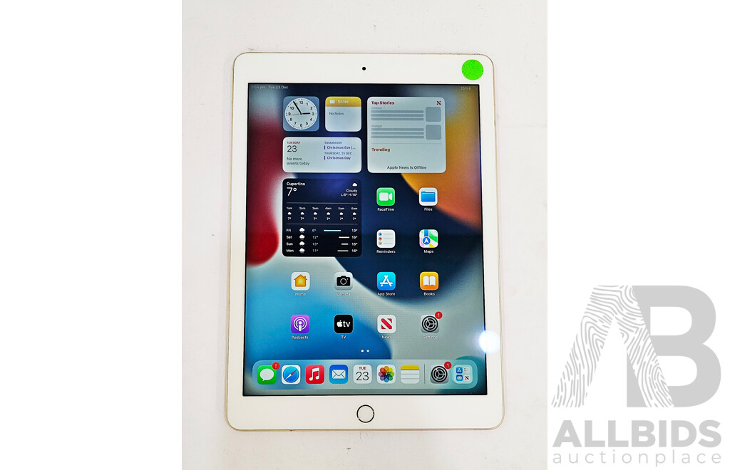 Apple (A1566) 9.7-Inch WIFI 32GB IPad Air 2