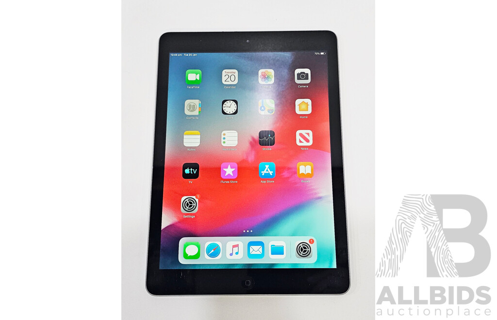 Apple (A1474) 9.7-Inch WIFI 16GB IPad Air