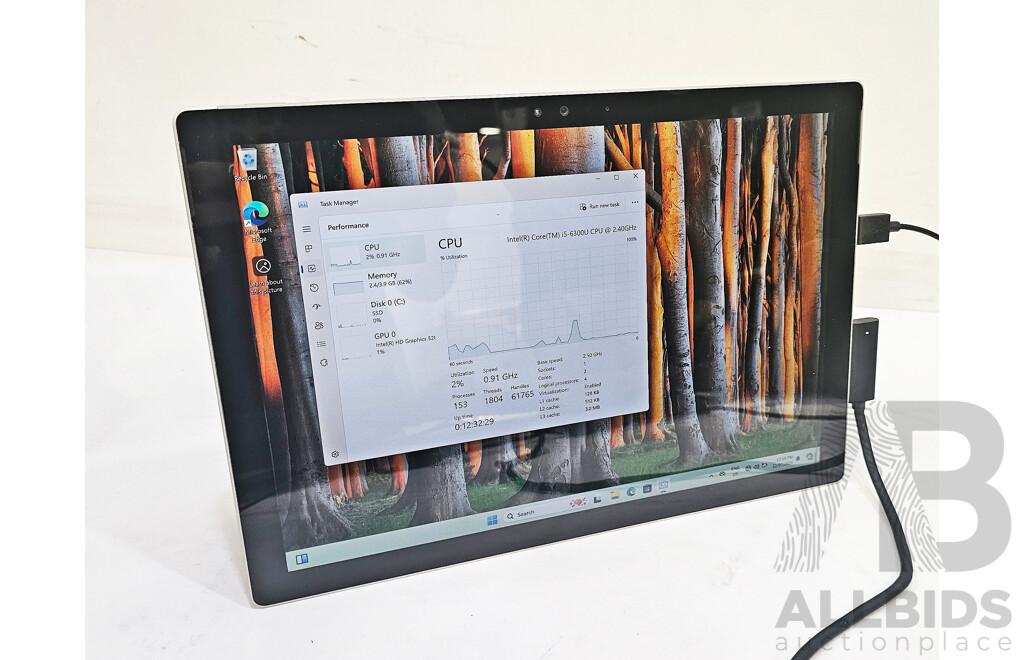 Microsoft (1724) Surface Pro 4 Intel Core I5 (6300U) 2.40GHz-3.00GHz 2-Core CPU 128GB 12-Inch Touchscreen Detachable Laptop