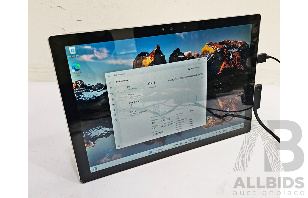 Microsoft (1724) Surface Pro 4 Intel Core I5 (6300U) 2.40GHz-3.00GHz 2-Core CPU 128GB 12-Inch Touchscreen Detachable Laptop