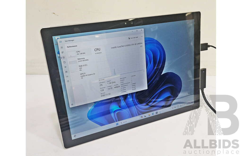 Microsoft (1724) Surface Pro 4 Intel Core I5 (6300U) 2.40GHz-3.00GHz 2-Core CPU 128GB 12-Inch Touchscreen Detachable Laptop
