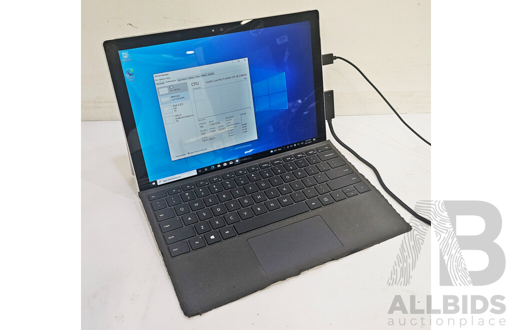 Microsoft (1724) Surface Pro 4 Intel Core I5 (6300U) 2.40GHz-3.00GHz 2-Core CPU 256GB 12-Inch Touchscreen Detachable Laptop