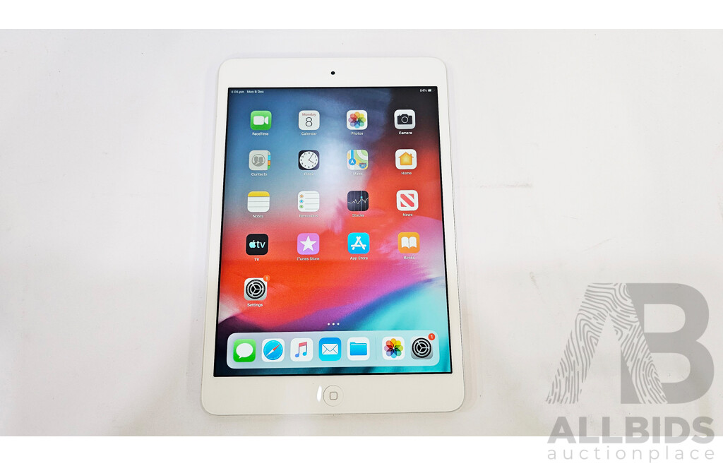 Apple (A1489) 7.9-Inch 32GB Wi-Fi IPad Mini 2