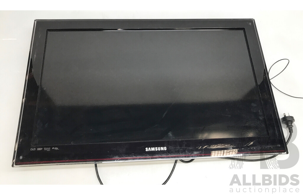 Samung (LA32C550J1F) 32 Inch HD LCD Television