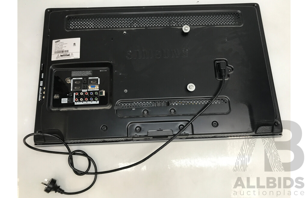 Samung (LA32C550J1F) 32 Inch HD LCD Television