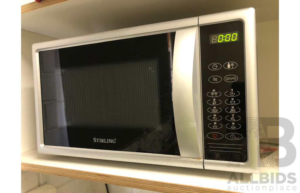 120 Litre Bar Fridge and Kitchen Appliances