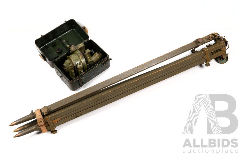 1942 Australian Army Aiming Circle 7B MK2/L with Original Case and Tripod Stand 17A MK2 Wibroc MFG Co Sydney