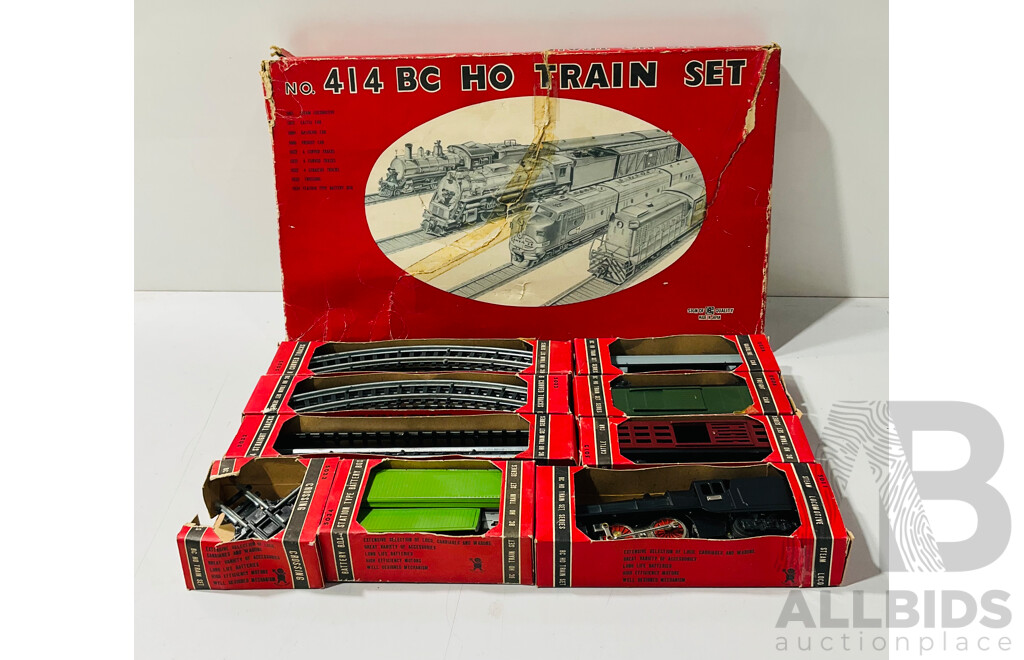 Vintage Bandai Baby Pressed Steel HO Scale 414 BC Train Set in Original Box