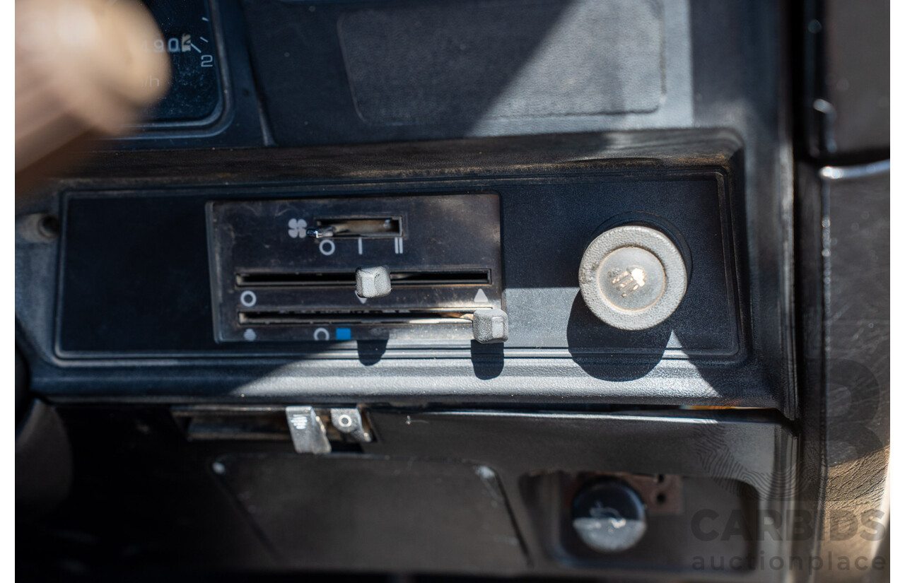 9/1978 Holden HZ One Tonner 2d Tray Back Utility Cream 3.3L