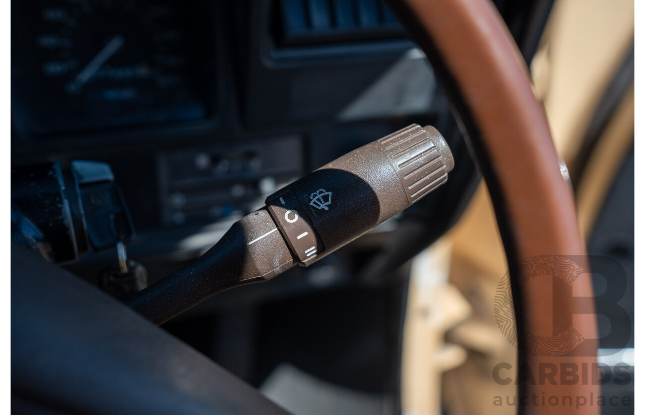 9/1978 Holden HZ One Tonner 2d Tray Back Utility Cream 3.3L