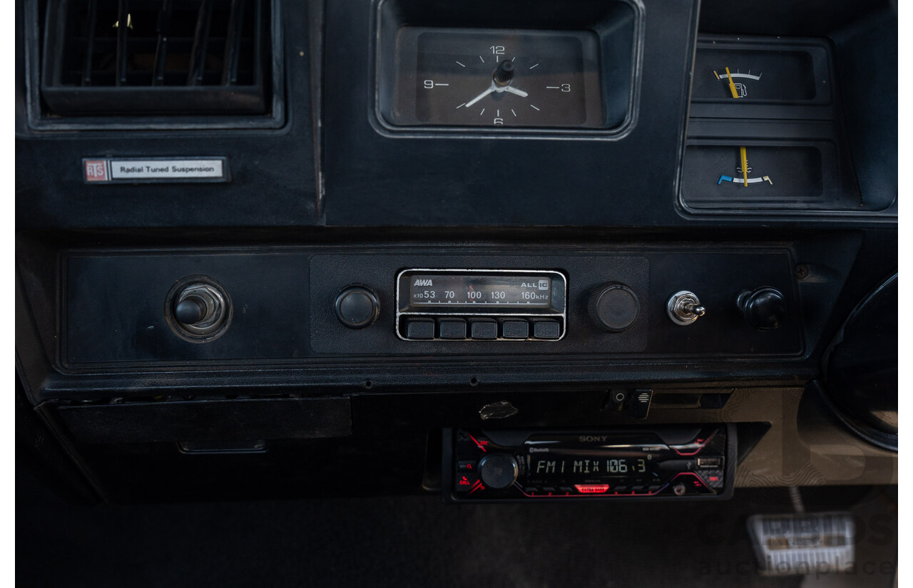 9/1978 Holden HZ One Tonner 2d Tray Back Utility Cream 3.3L