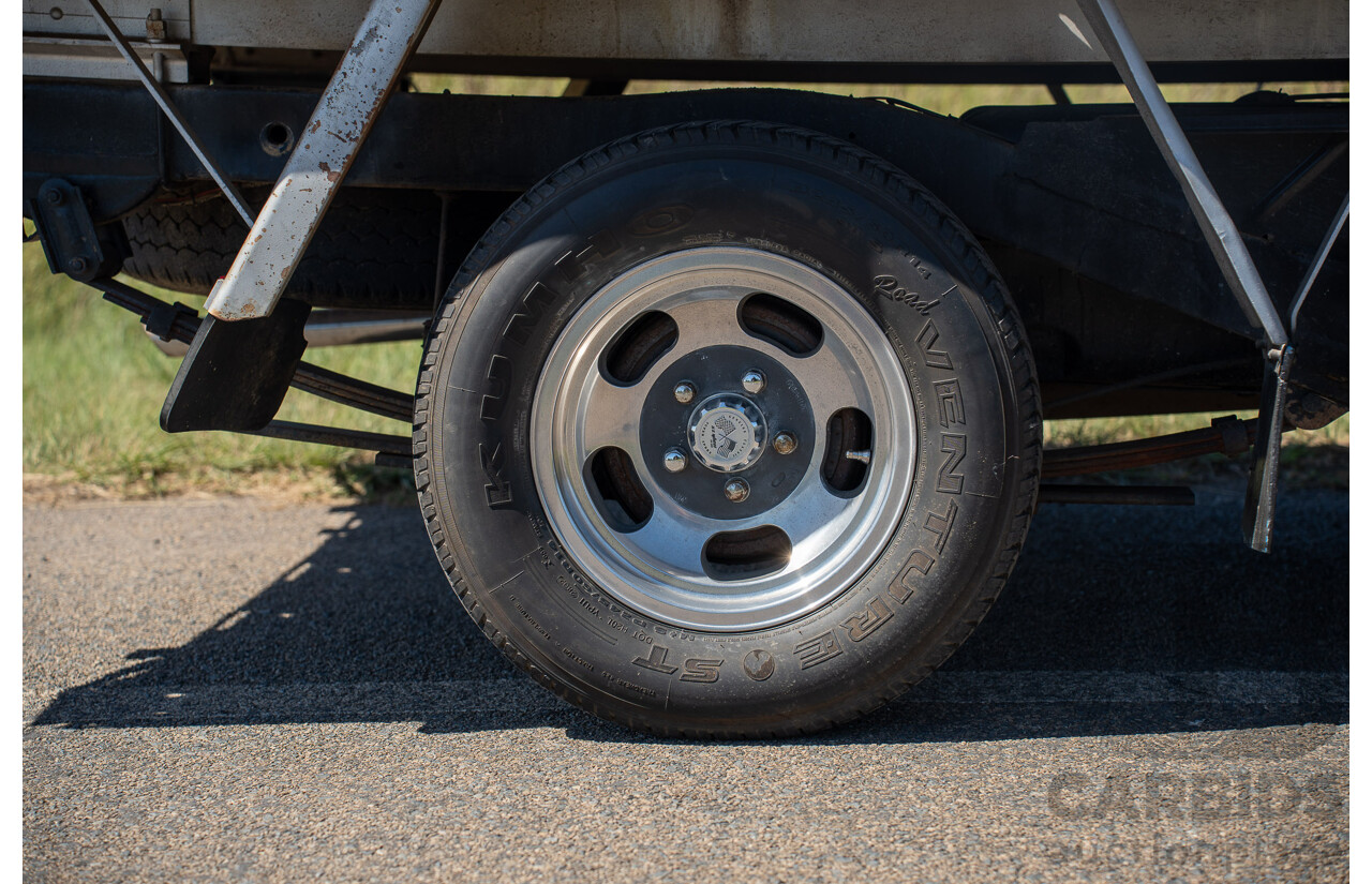 9/1978 Holden HZ One Tonner 2d Tray Back Utility Cream 3.3L
