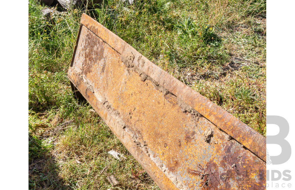 MLCC Agricultural Front End Loader 4 in 1 Bucket to Suit New Holland Tractor