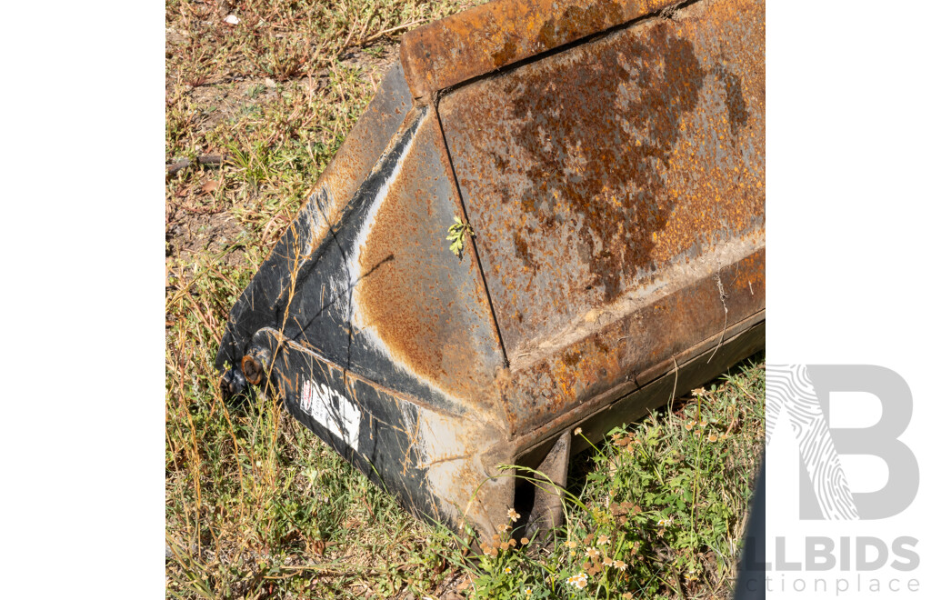 MLCC Agricultural Front End Loader 4 in 1 Bucket to Suit New Holland Tractor