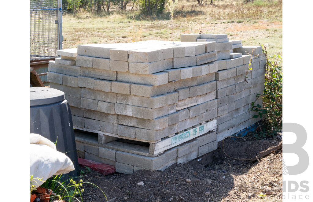 Job Lot Quantity of 4 Pallets of Besser Blocks ETC