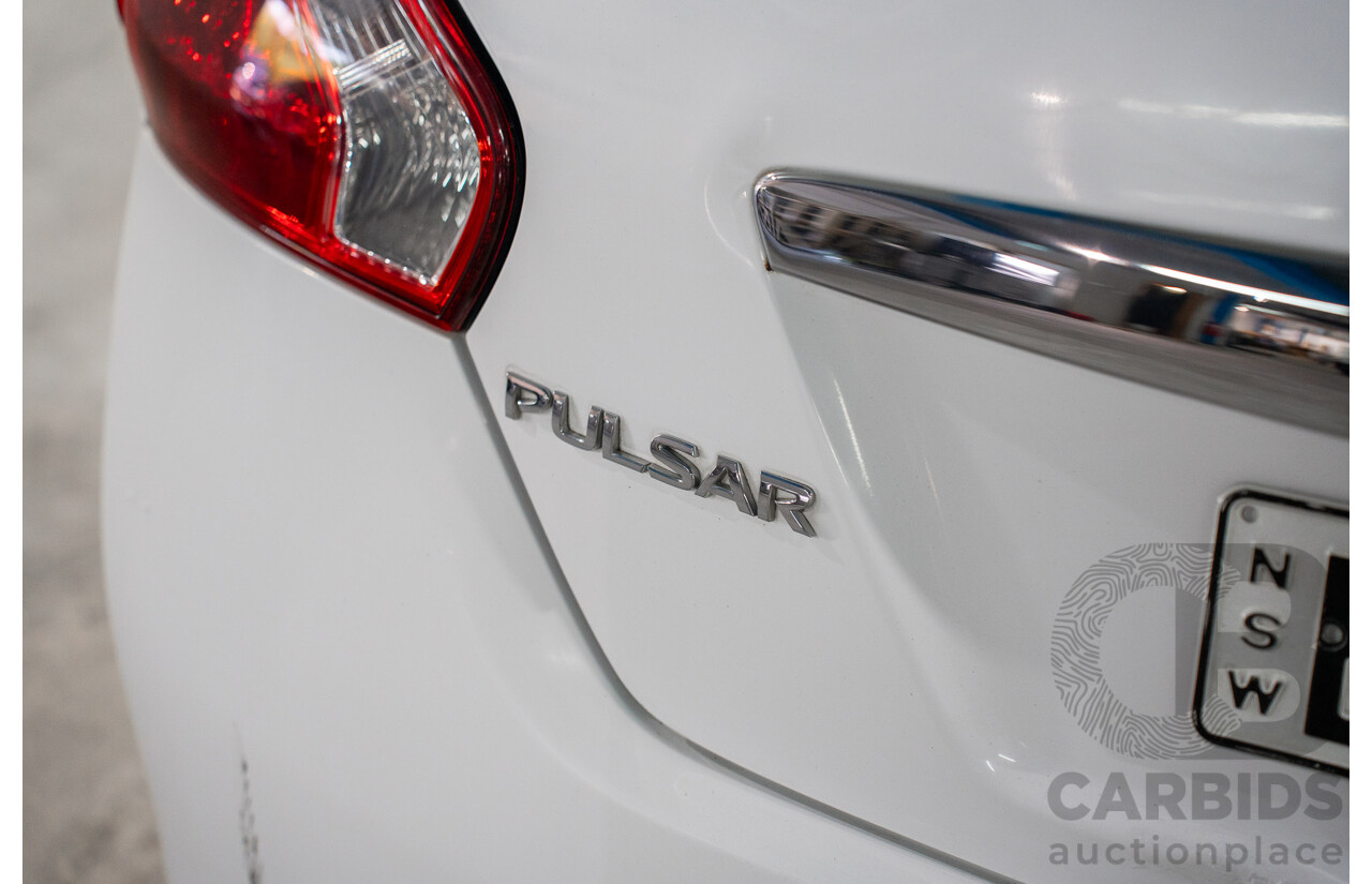 6/2014 Nissan Pulsar ST-L C12 5d Hatchback Polar White 1.8L