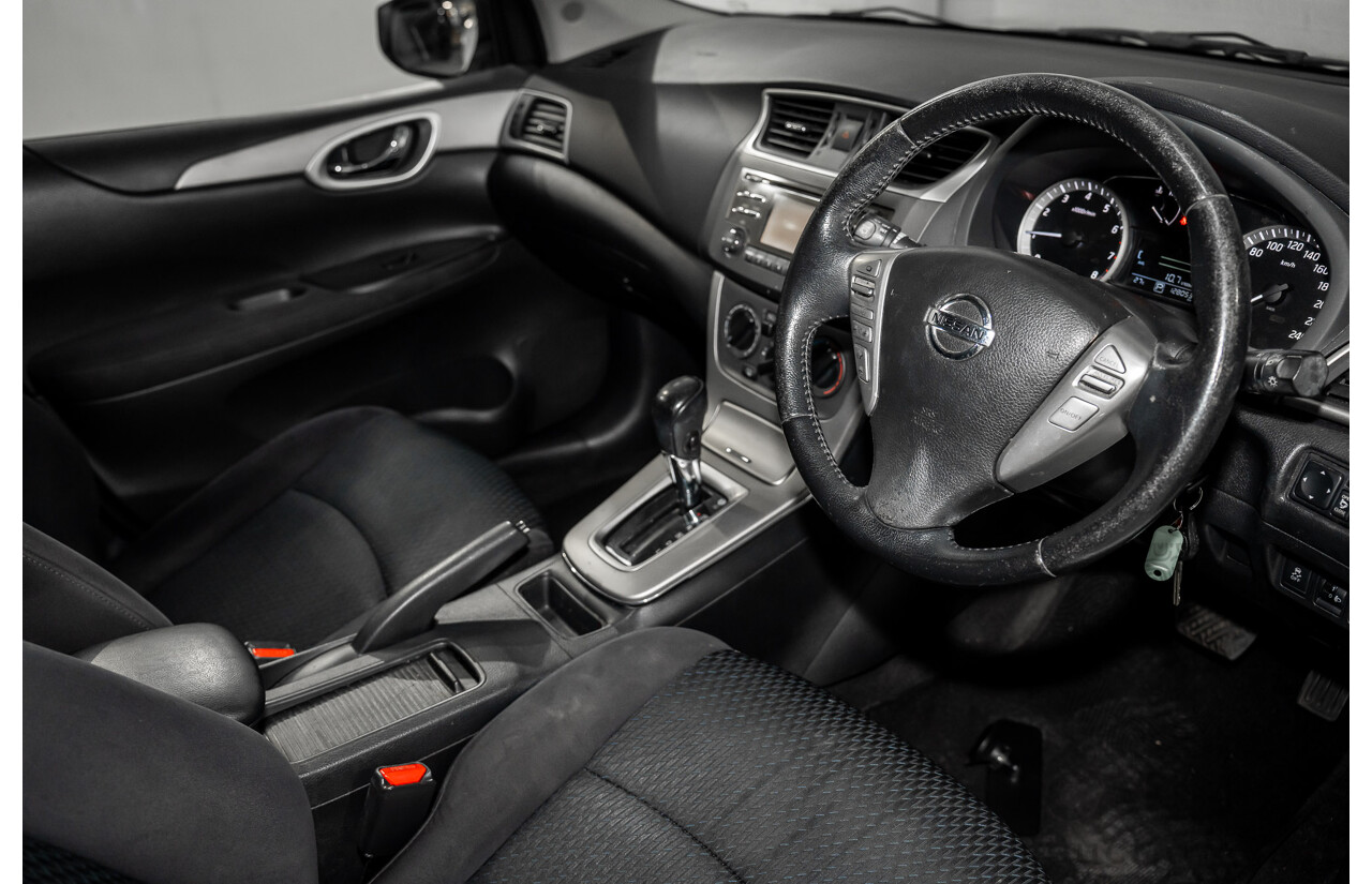 6/2014 Nissan Pulsar ST-L C12 5d Hatchback Polar White 1.8L