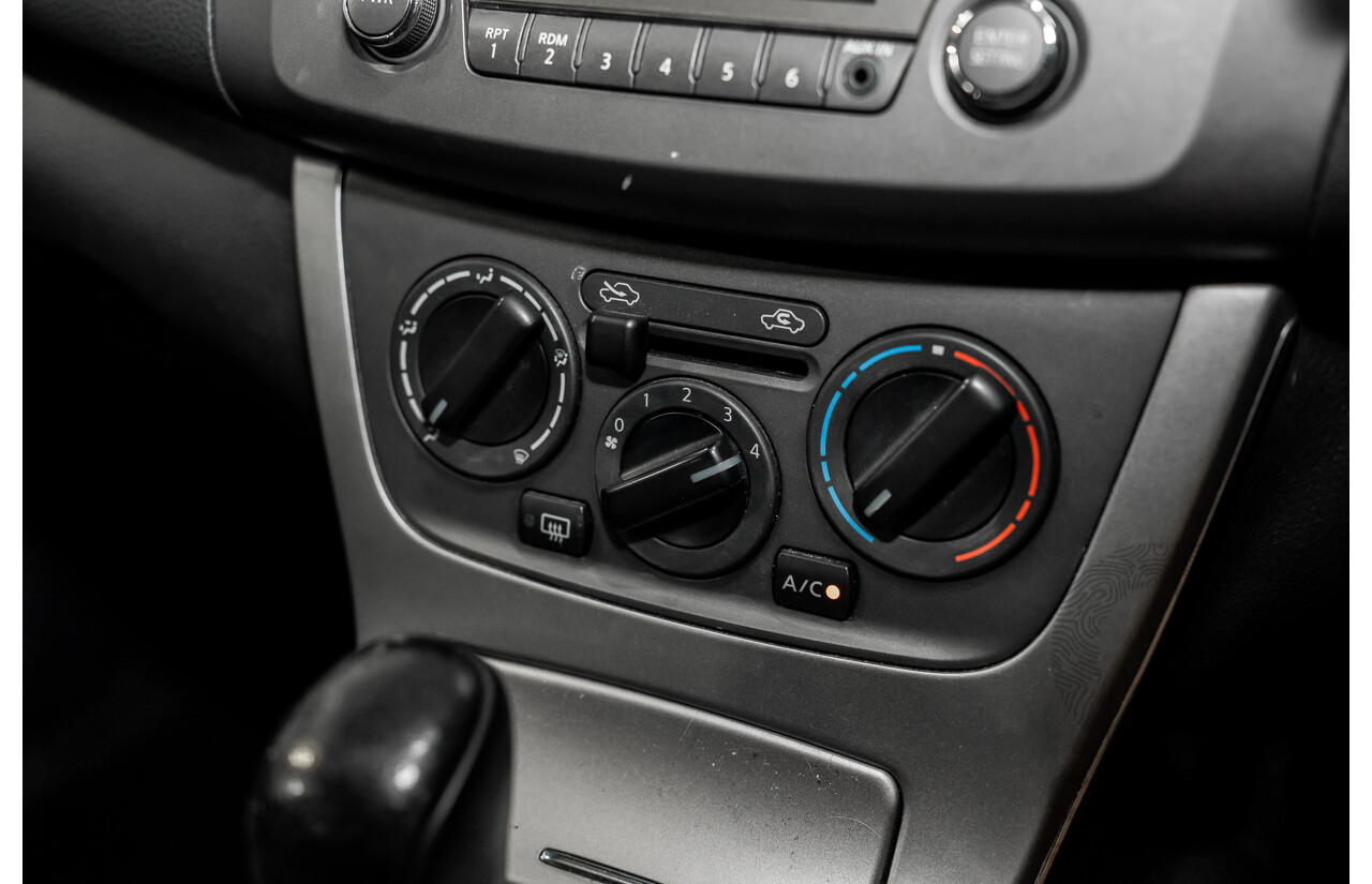 6/2014 Nissan Pulsar ST-L C12 5d Hatchback Polar White 1.8L