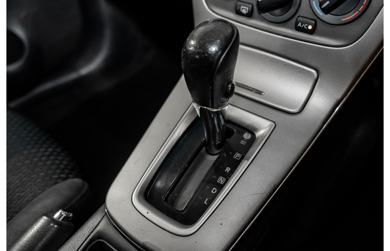 6/2014 Nissan Pulsar ST-L C12 5d Hatchback Polar White 1.8L