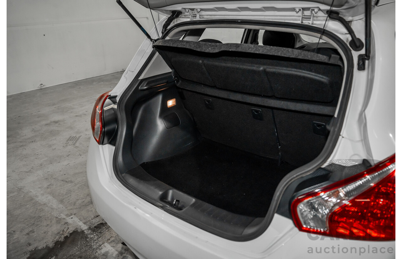 6/2014 Nissan Pulsar ST-L C12 5d Hatchback Polar White 1.8L