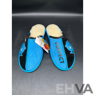 TEAM KICKS MR. PERFECT Unisex Scuff Slippers Size US W11/M10 X2 and US W13/M11 X2 - Lot of 4