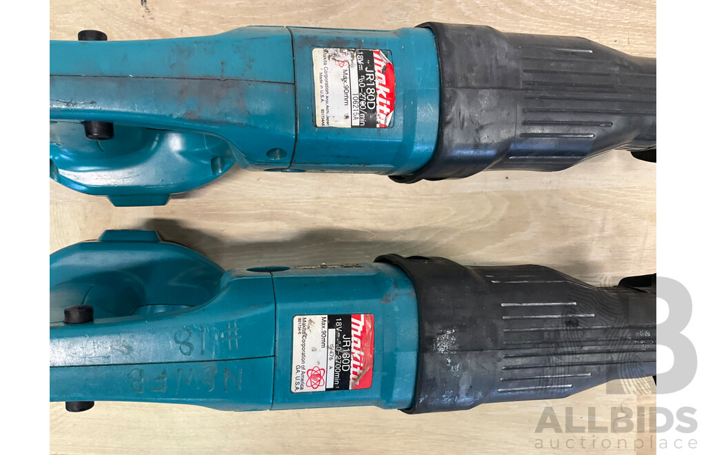 MAKITA  (JR180D) 18V Cordless Reciprocating Saw X2, 3x Battery and MAKITA Battery Charger (DC1804T) - Lot of 6