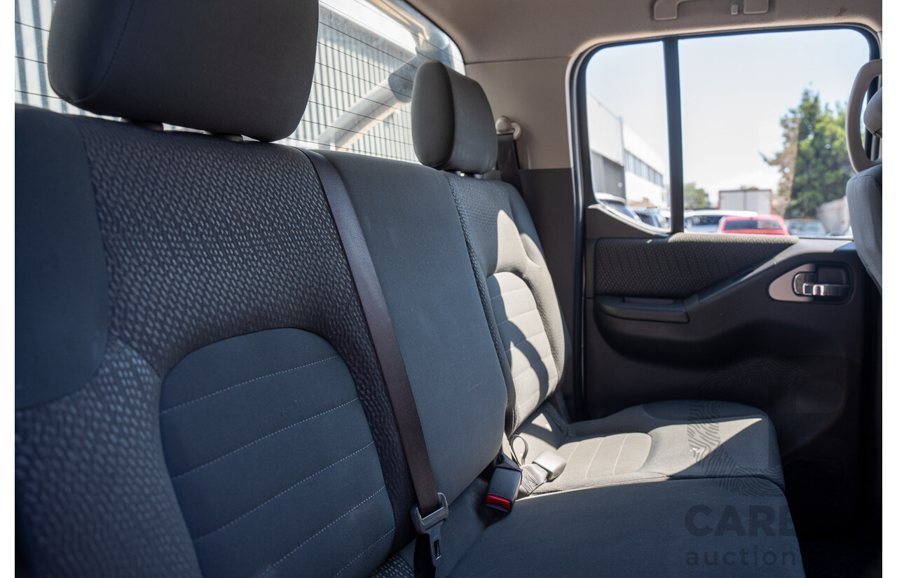 01/2013 Nissan Navara ST (4x2) D40 MY12 Dual Cab P/Up Silver Lightning Metallic Turbo Diesel 2.5L