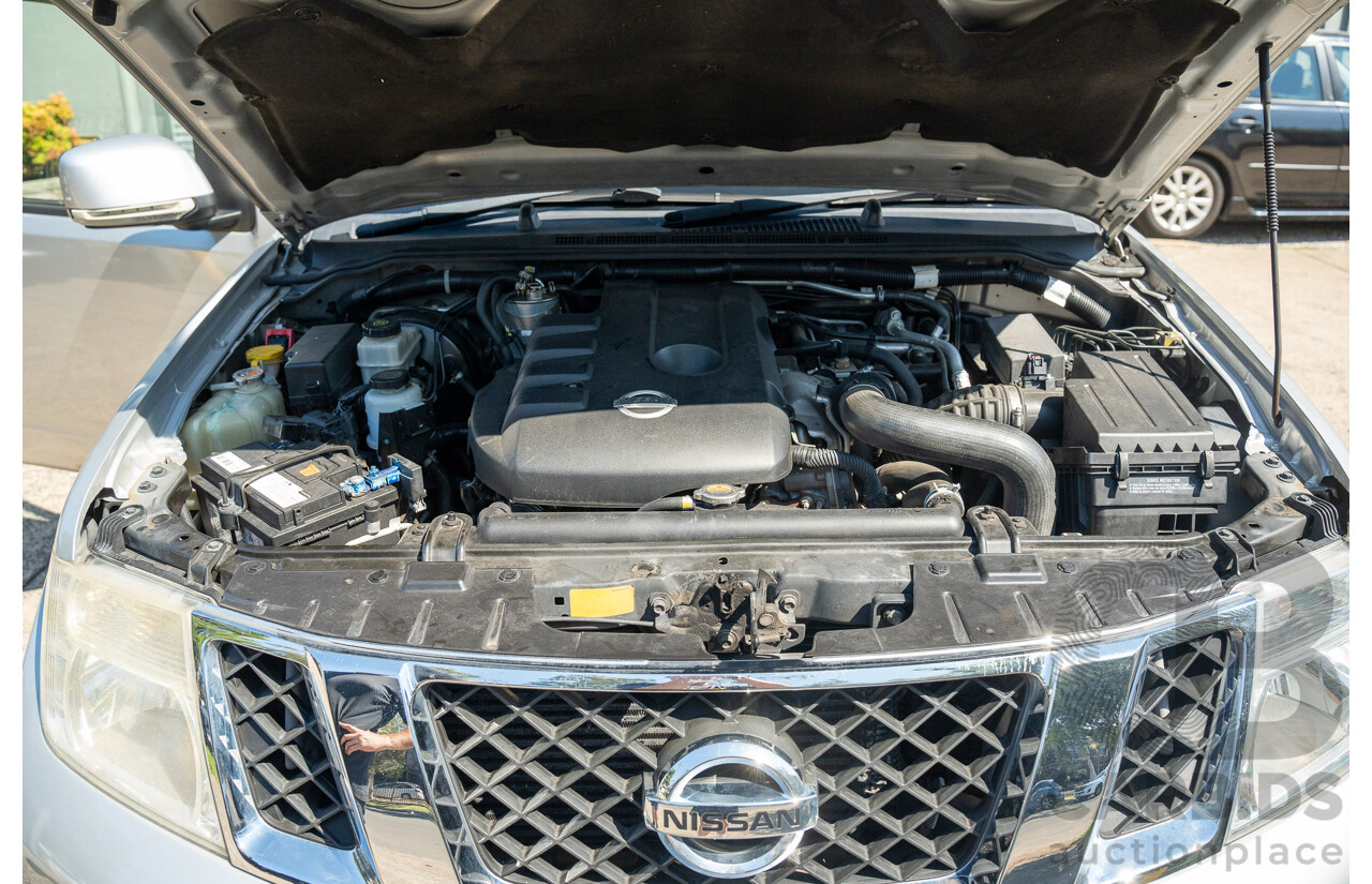 01/2013 Nissan Navara ST (4x2) D40 MY12 Dual Cab P/Up Silver Lightning Metallic Turbo Diesel 2.5L