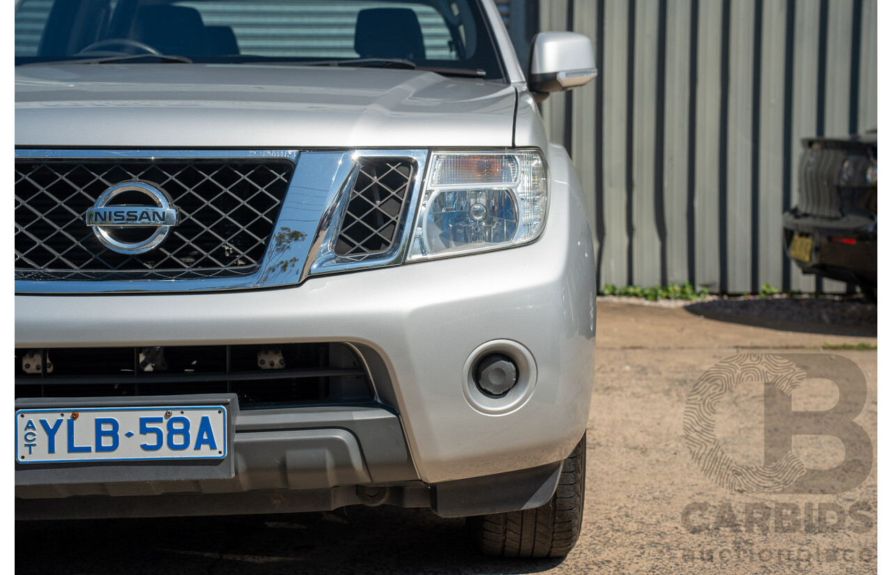 01/2013 Nissan Navara ST (4x2) D40 MY12 Dual Cab P/Up Silver Lightning Metallic Turbo Diesel 2.5L