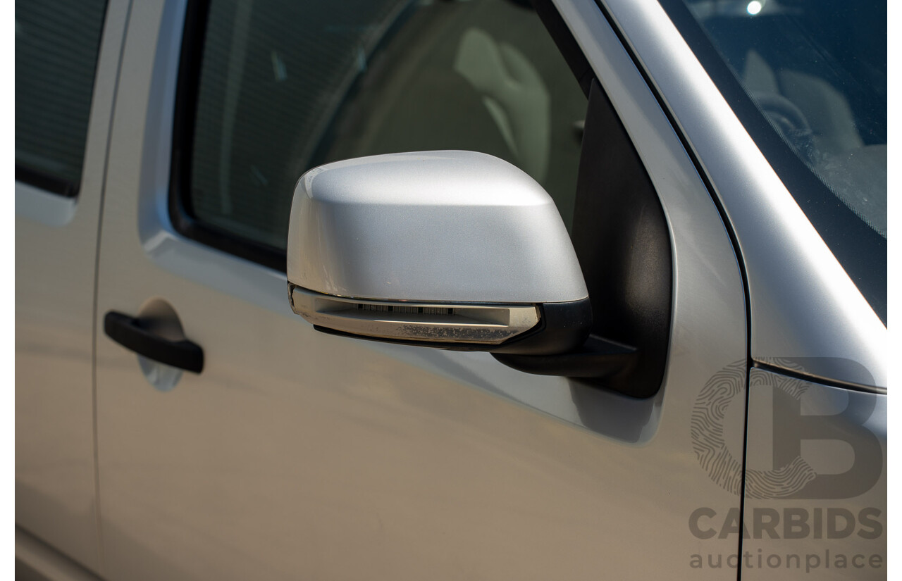 01/2013 Nissan Navara ST (4x2) D40 MY12 Dual Cab P/Up Silver Lightning Metallic Turbo Diesel 2.5L