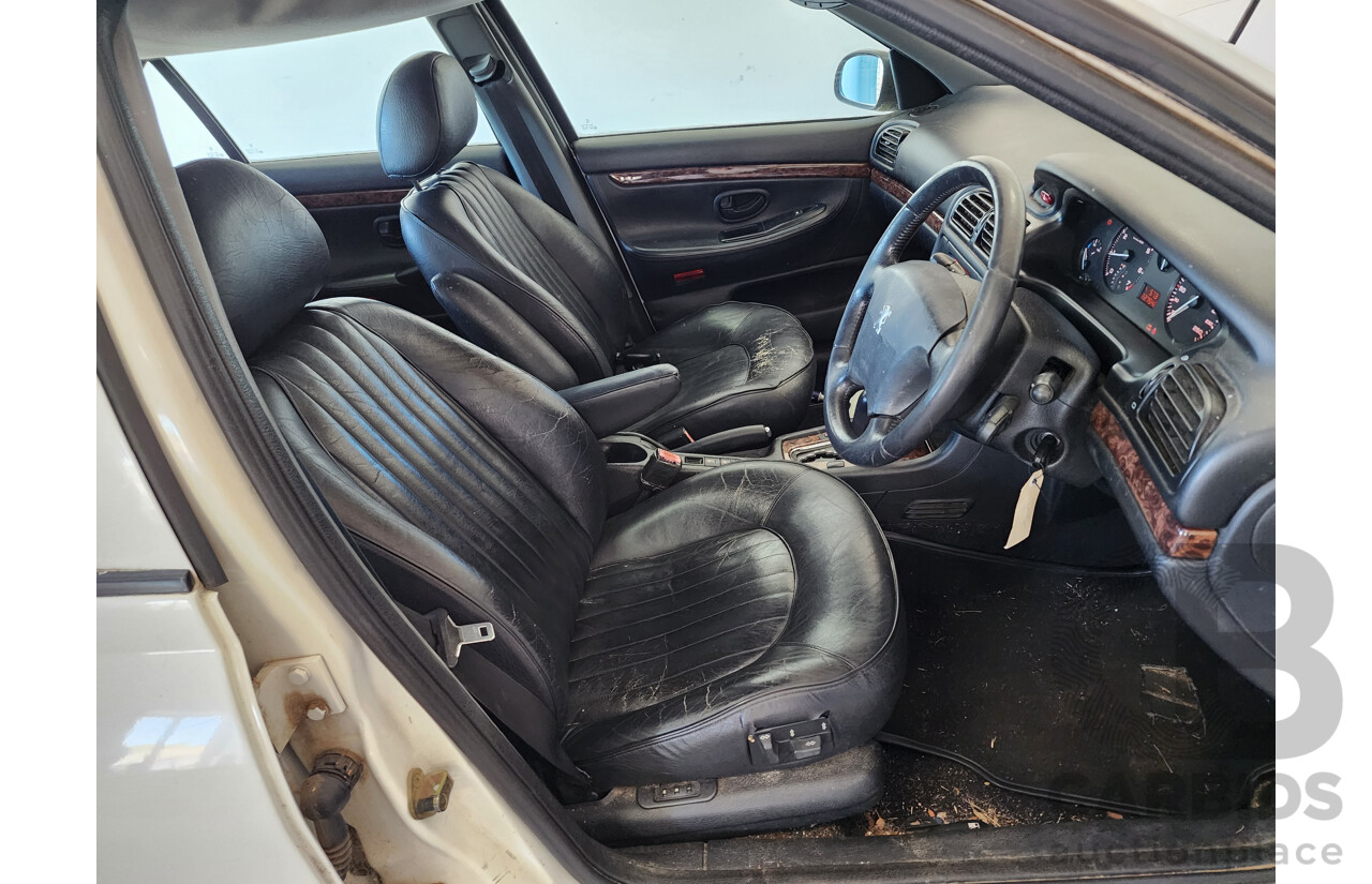 12/2002 Peugeot 406 SV D9 (II) 4d Sedan White 2.9L