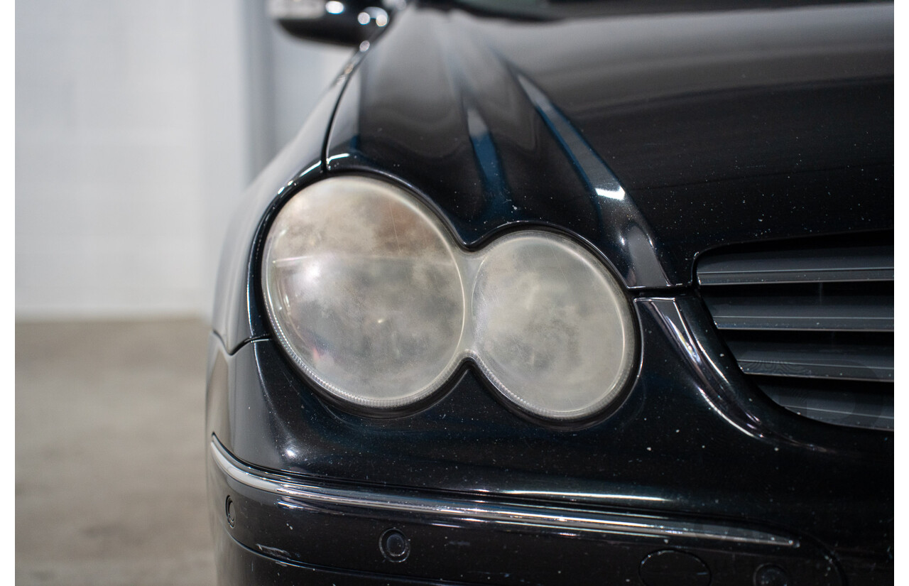 2/2005 Mercedes-Benz CLK200K Elegance C209 2d Coupe Obsidian Black Metallic Supercharged 1.8L