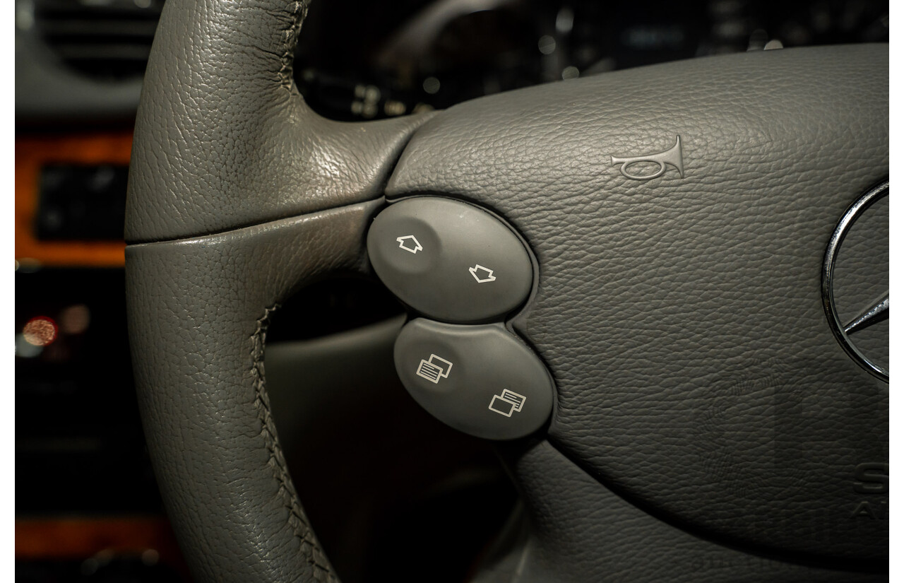 2/2005 Mercedes-Benz CLK200K Elegance C209 2d Coupe Obsidian Black Metallic Supercharged 1.8L