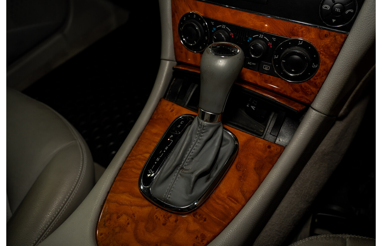 2/2005 Mercedes-Benz CLK200K Elegance C209 2d Coupe Obsidian Black Metallic Supercharged 1.8L