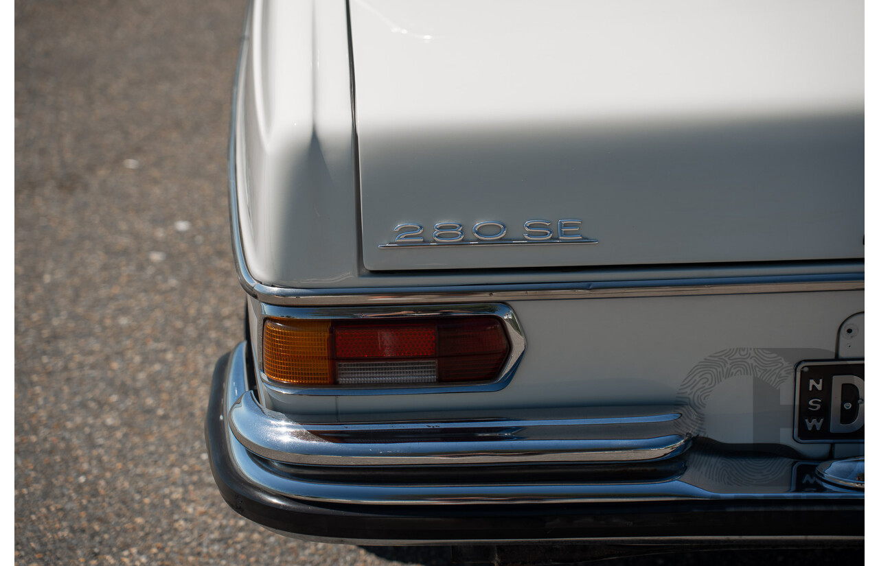 10/1972 Mercedes Benz 280 SE 3.5 W108 4d Sedan Papyrus White V8 3.5L