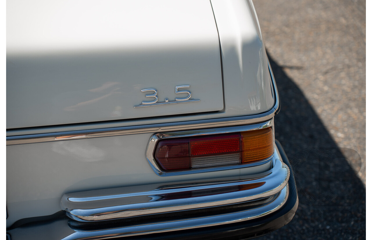 10/1972 Mercedes Benz 280 SE 3.5 W108 4d Sedan Papyrus White V8 3.5L