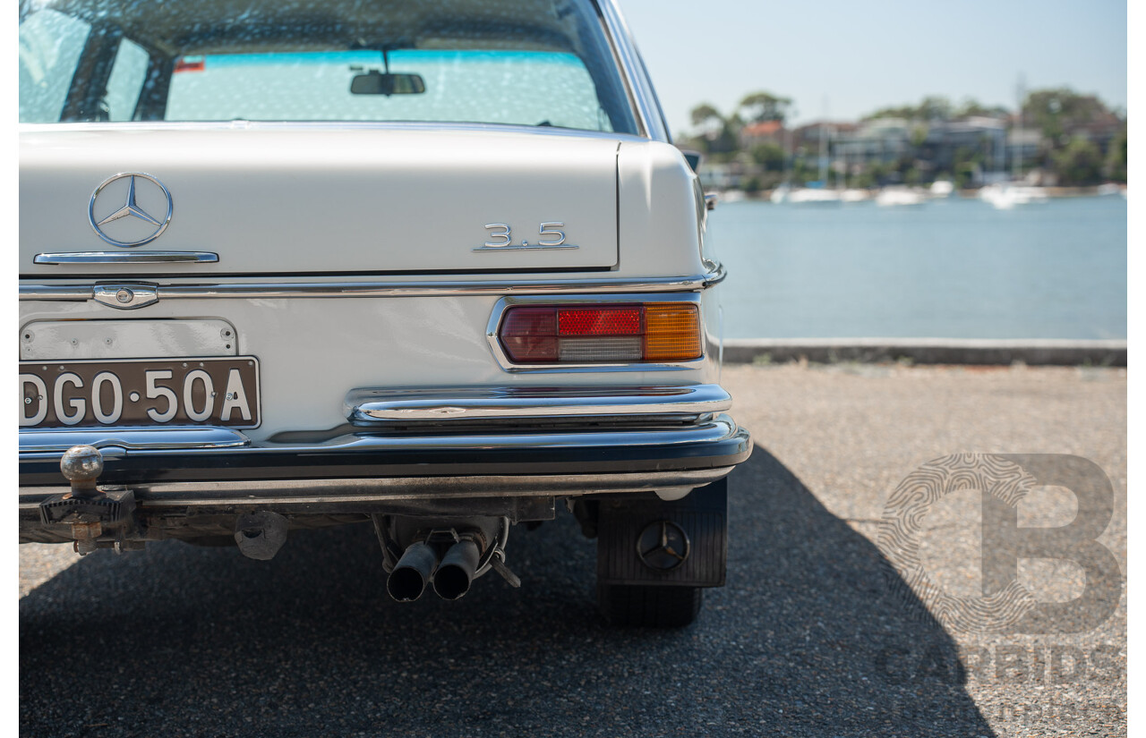 10/1972 Mercedes Benz 280 SE 3.5 W108 4d Sedan Papyrus White V8 3.5L