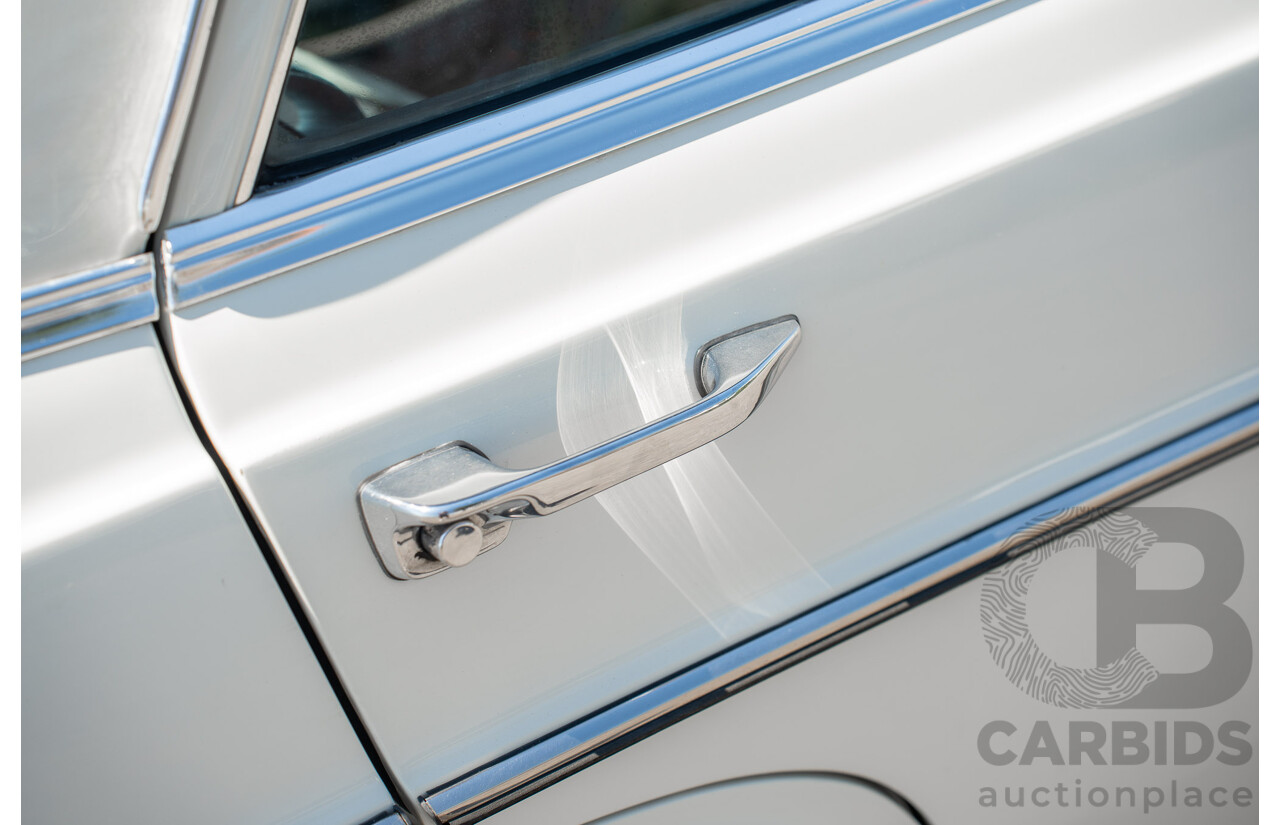 10/1972 Mercedes Benz 280 SE 3.5 W108 4d Sedan Papyrus White V8 3.5L