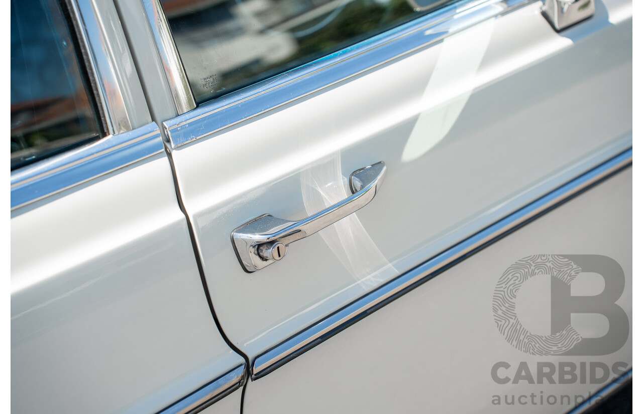 10/1972 Mercedes Benz 280 SE 3.5 W108 4d Sedan Papyrus White V8 3.5L