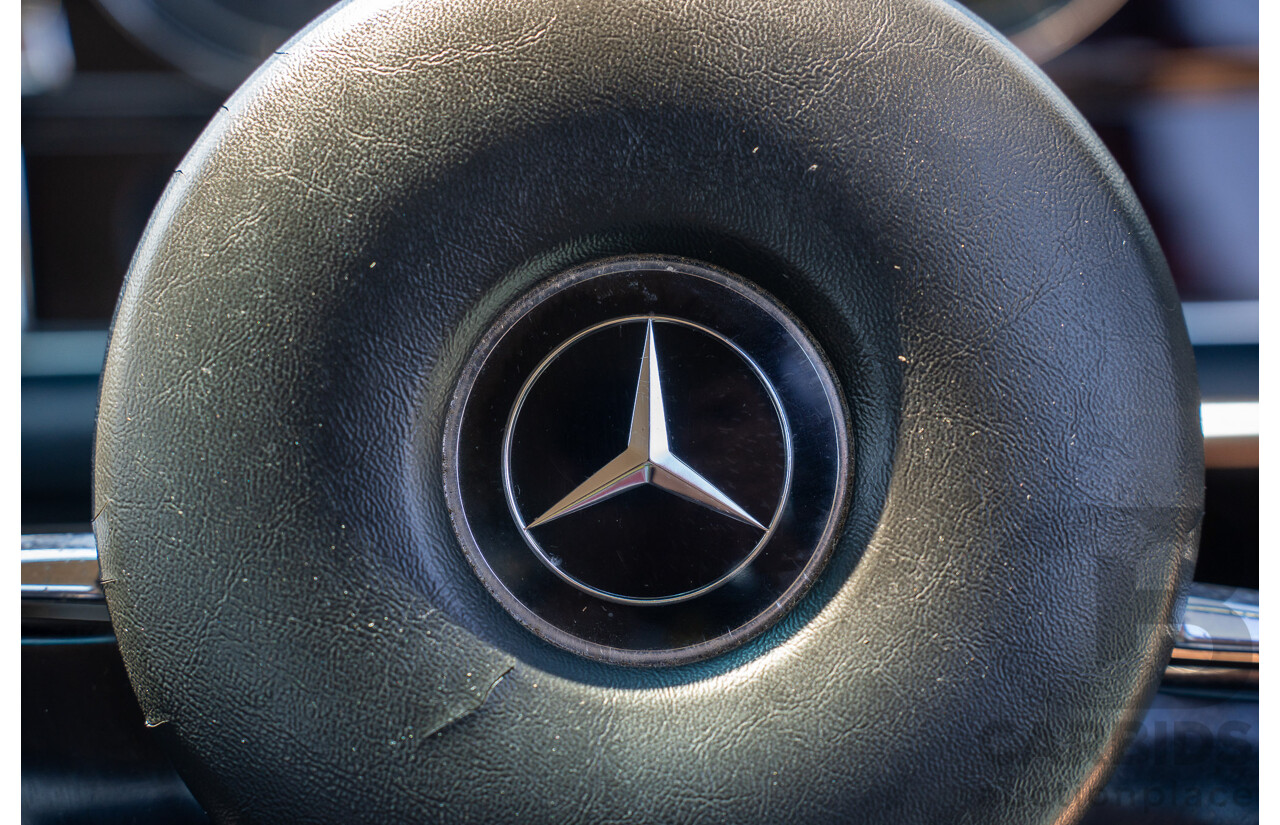 10/1972 Mercedes Benz 280 SE 3.5 W108 4d Sedan Papyrus White V8 3.5L