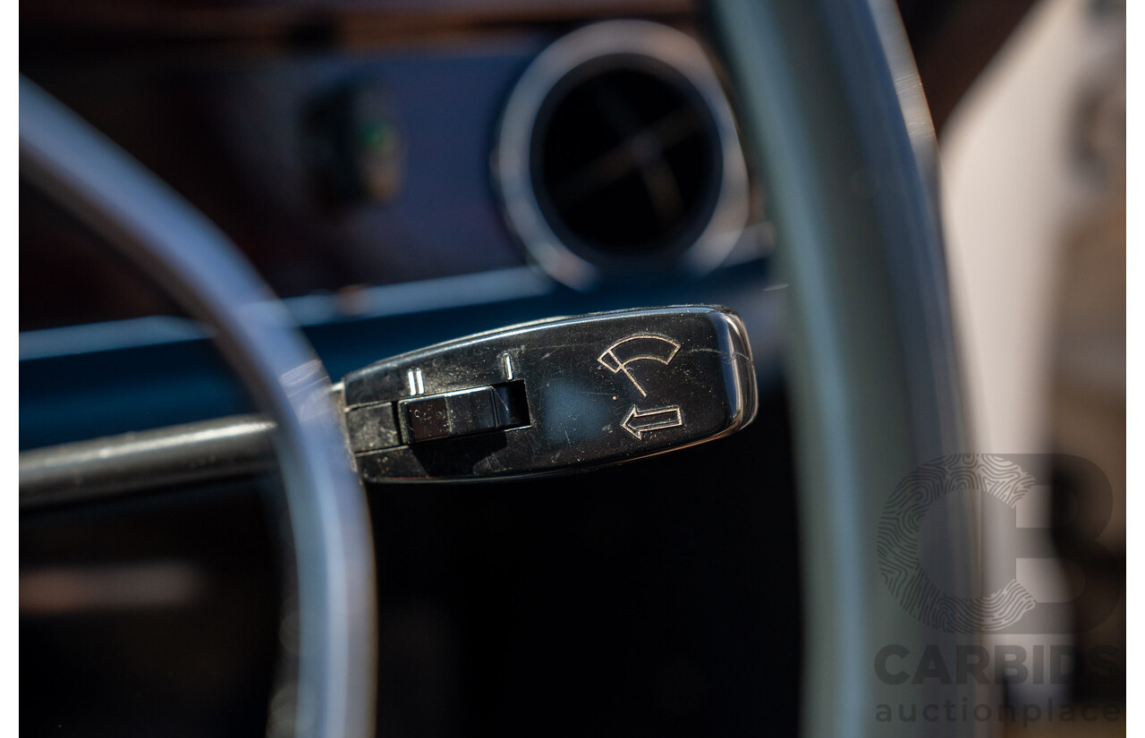 10/1972 Mercedes Benz 280 SE 3.5 W108 4d Sedan Papyrus White V8 3.5L