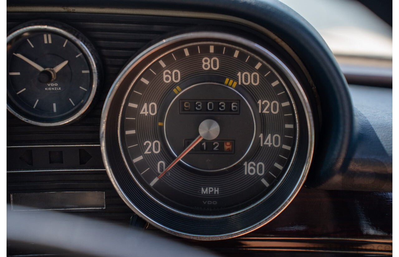 10/1972 Mercedes Benz 280 SE 3.5 W108 4d Sedan Papyrus White V8 3.5L