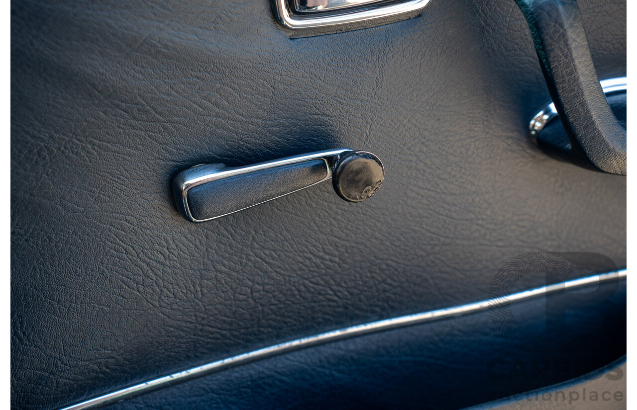 10/1972 Mercedes Benz 280 SE 3.5 W108 4d Sedan Papyrus White V8 3.5L