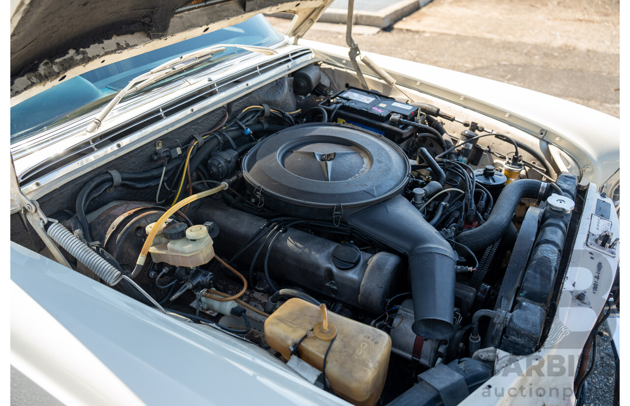 10/1972 Mercedes Benz 280 SE 3.5 W108 4d Sedan Papyrus White V8 3.5L
