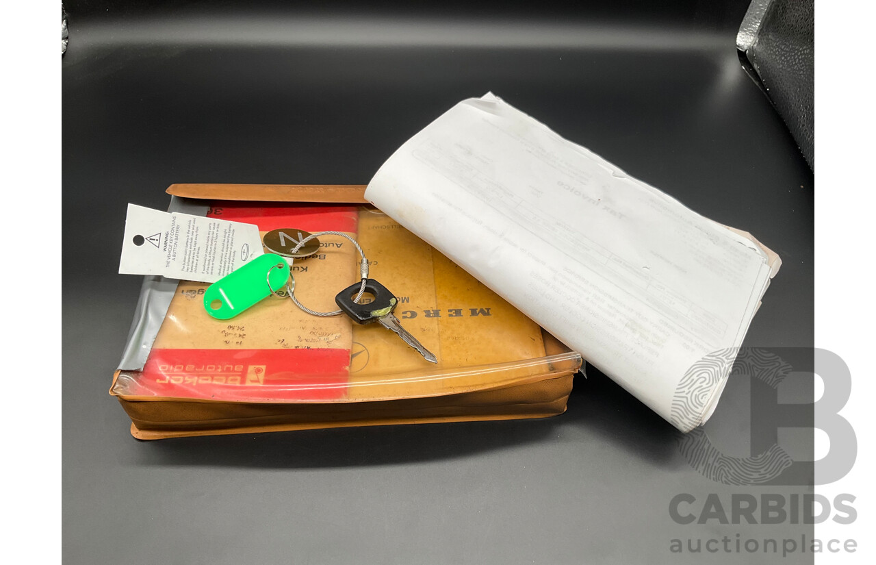 10/1972 Mercedes Benz 280 SE 3.5 W108 4d Sedan Papyrus White V8 3.5L