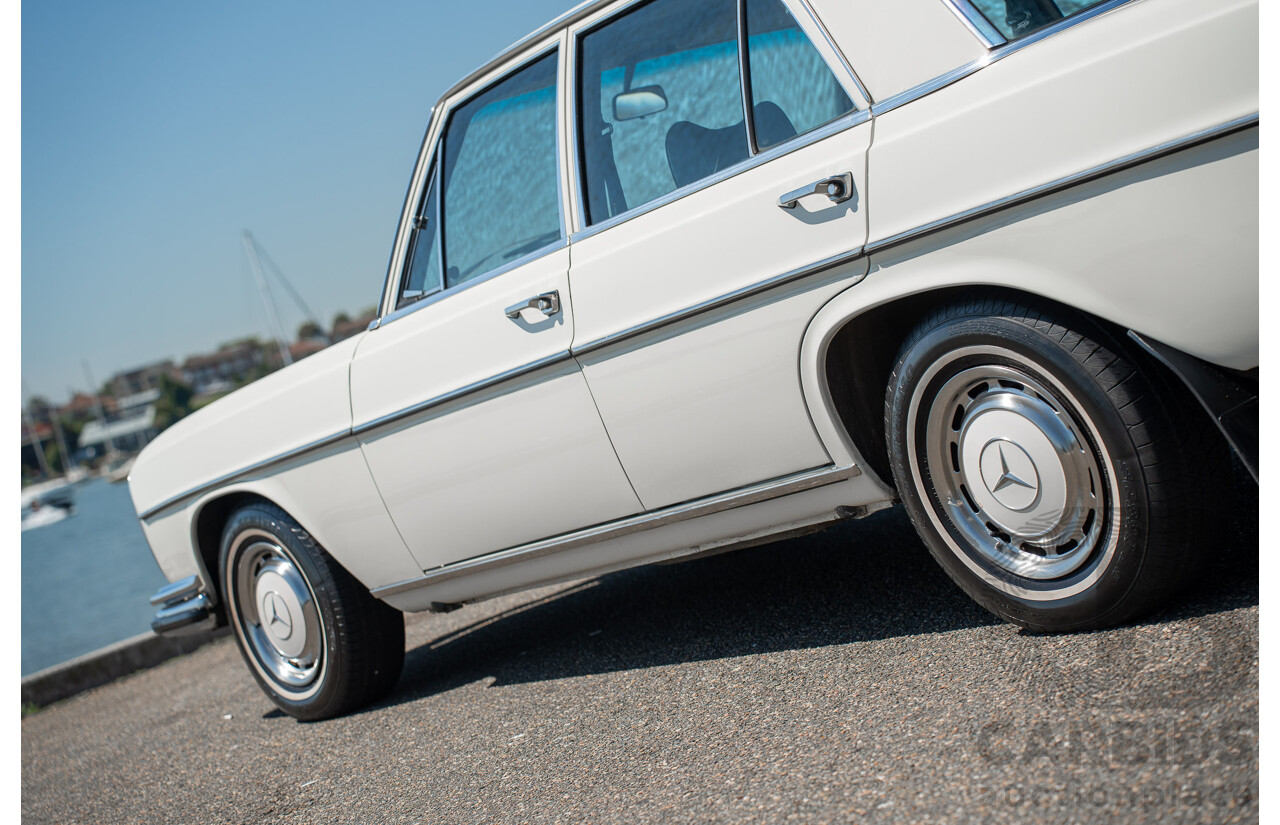 10/1972 Mercedes Benz 280 SE 3.5 W108 4d Sedan Papyrus White V8 3.5L