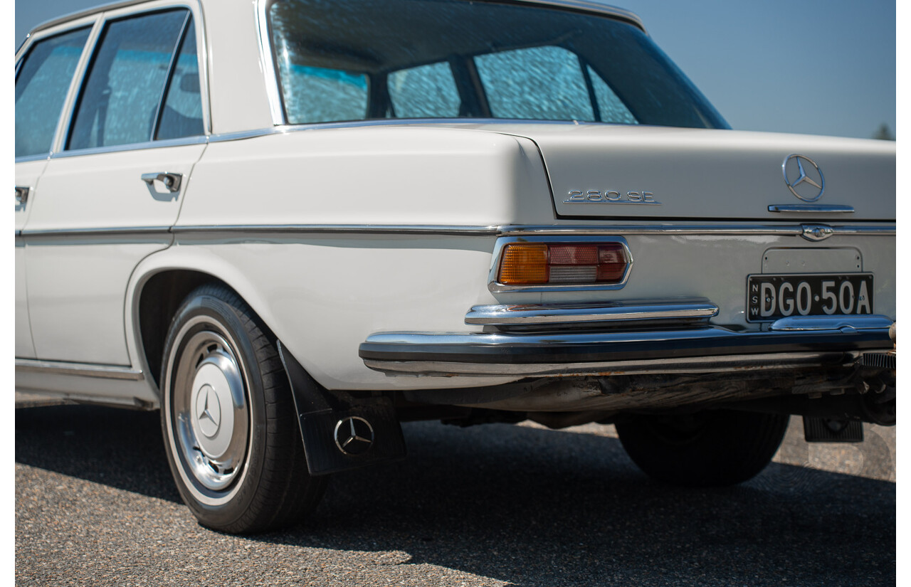 10/1972 Mercedes Benz 280 SE 3.5 W108 4d Sedan Papyrus White V8 3.5L