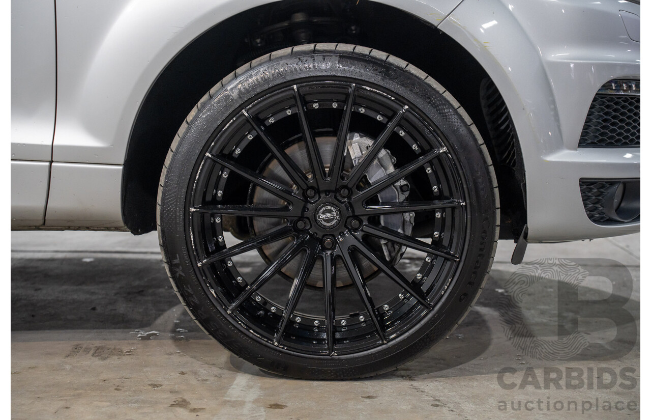 12/2010 Audi Q7 3.0 TDI Quattro (AWD) MY11 4d Ice Silver Metallic Turbo Diesel 3.0L - 7 Seater