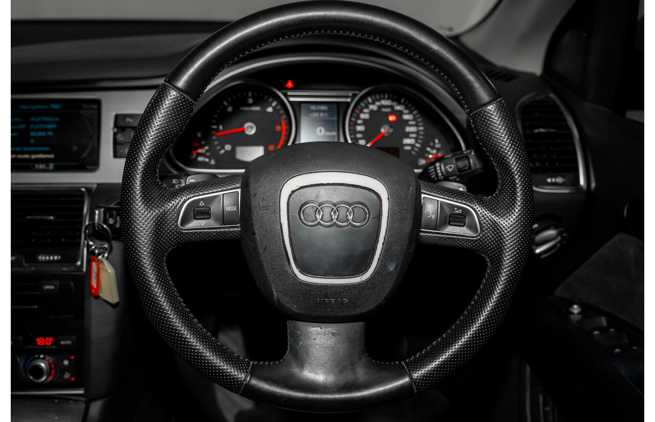 12/2010 Audi Q7 3.0 TDI Quattro (AWD) MY11 4d Ice Silver Metallic Turbo Diesel 3.0L - 7 Seater