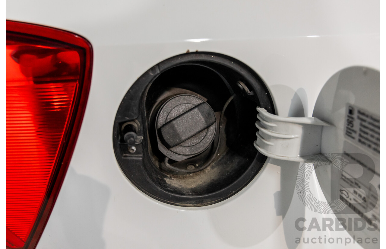 3/2015 Volkswagen Polo 81 TSI Comfortline 6R MY15 5d Hatchback Pure White Turbo 1.2L